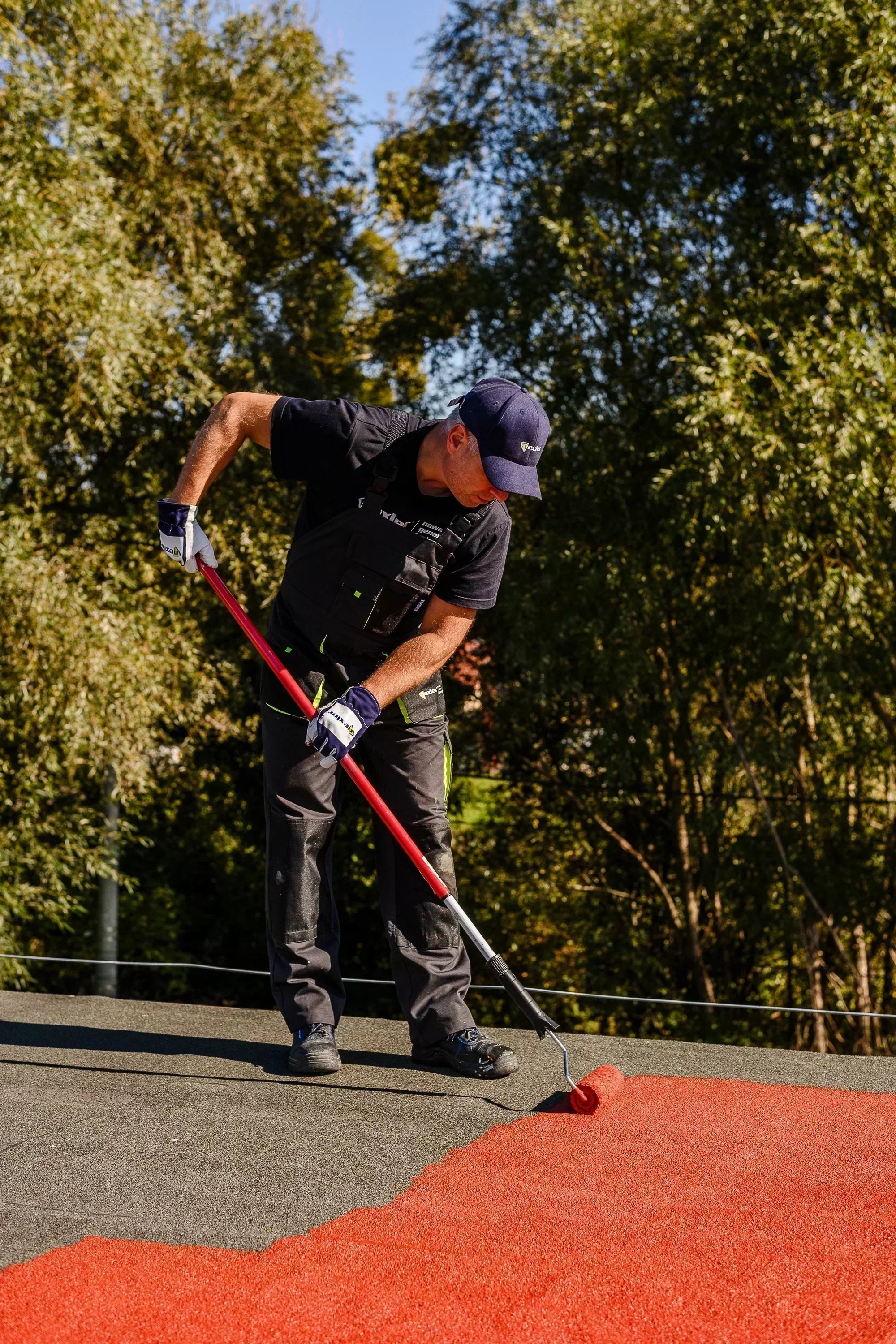 NEXLER IZOFOL DACHOWY 8016 BRĄZOWY 25 kg