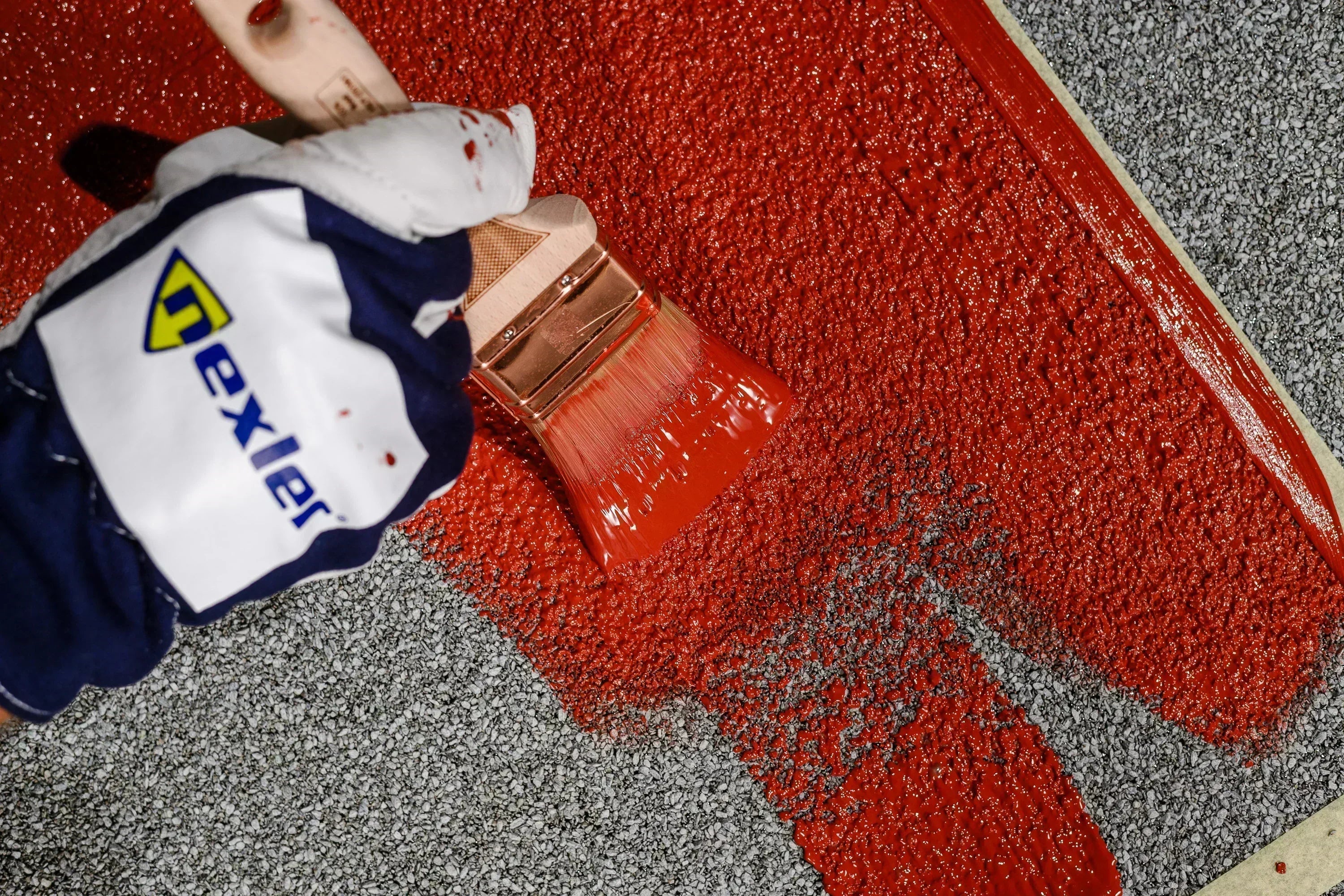 NEXLER IZOFOL DACHOWY 8016 BRĄZOWY 25 kg